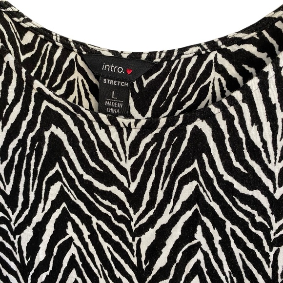 intro. Black & White Zebra Stripe Stretchy Soft Long Sleeve Size LARGE - Picture 5 of 8